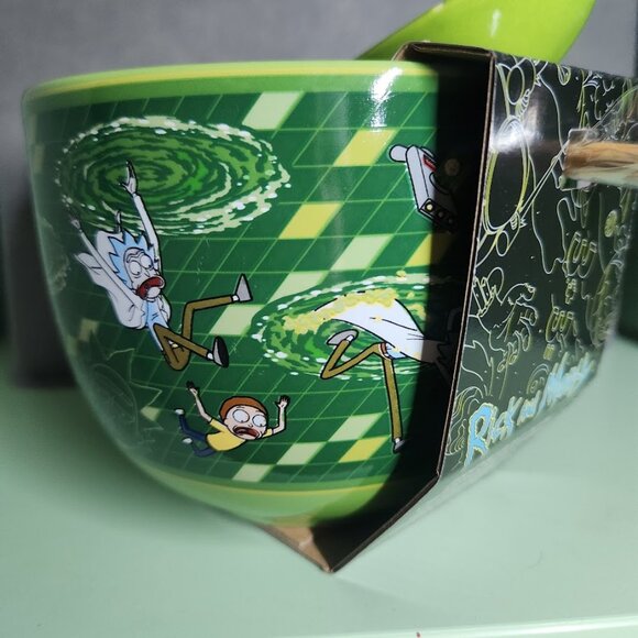NEW Rick and Morty Ceramic Ramen Bowl With Chopsticks and Spoon Microwave Safe 2 - Picture 11 of 16